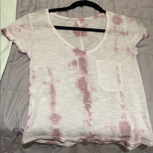 Tie dye v-neck sheer tee
